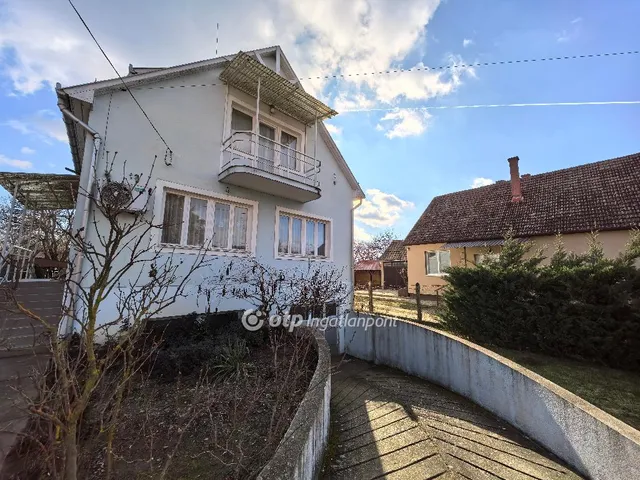 Eladó ház Bocskaikert 150 nm