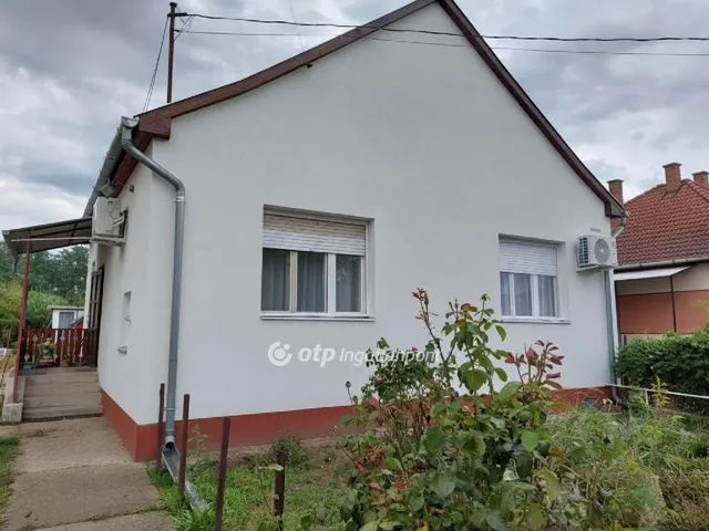 Eladó ház Hosszúpályi 65 nm