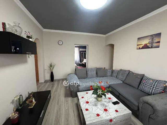 Eladó ház Konyár 93 nm