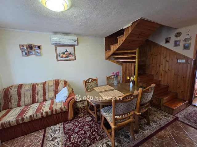 Kiadó ház Debrecen, Lencztelep 70 nm