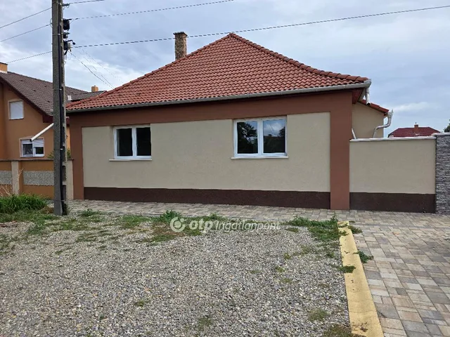 Eladó lakás Berettyóújfalu 80 nm