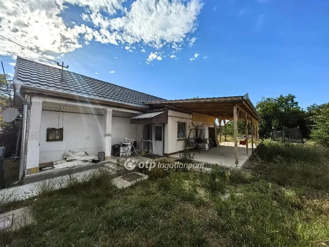 Eladó ház Hajdúsámson 85 nm