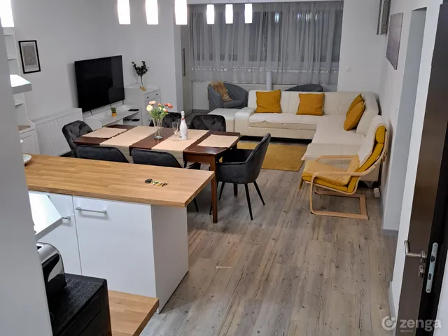 Eladó lakás Debrecen 76 nm