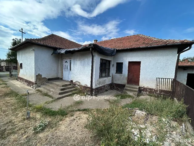 Eladó ház Ebes 70 nm