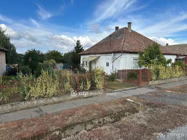Eladó ház Tiszakanyár 96 nm