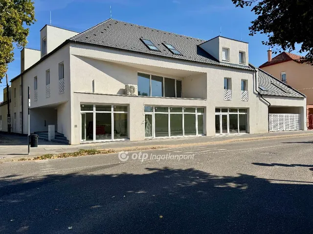 Eladó lakás Hajdúszoboszló 79 nm