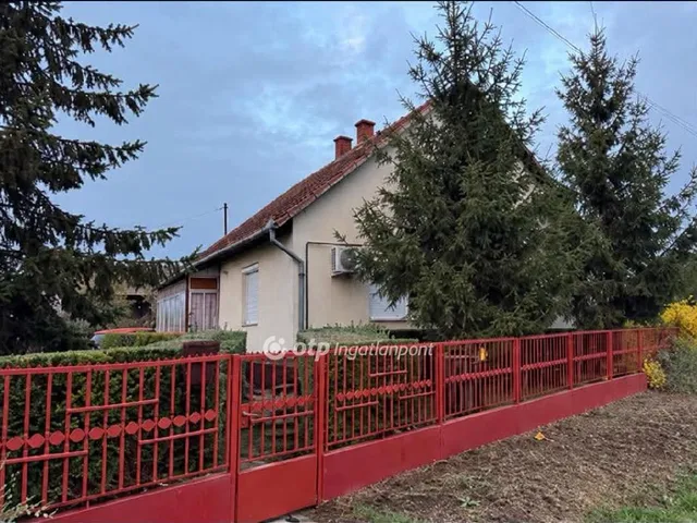 Eladó ház Hencida 86 nm