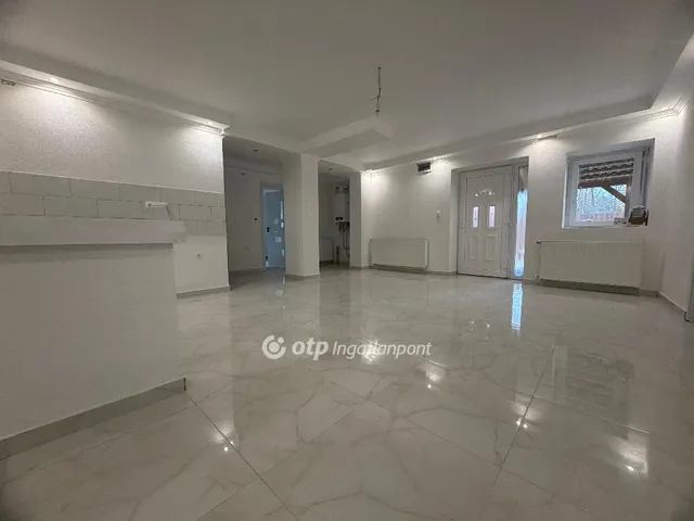 Eladó ház Békéscsaba, Penza-lakótelep 92 nm