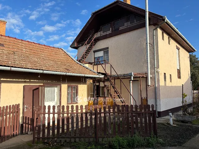 Eladó ház Békés, Malomvég 108 nm