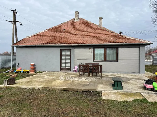 Eladó ház Vésztő 72 nm