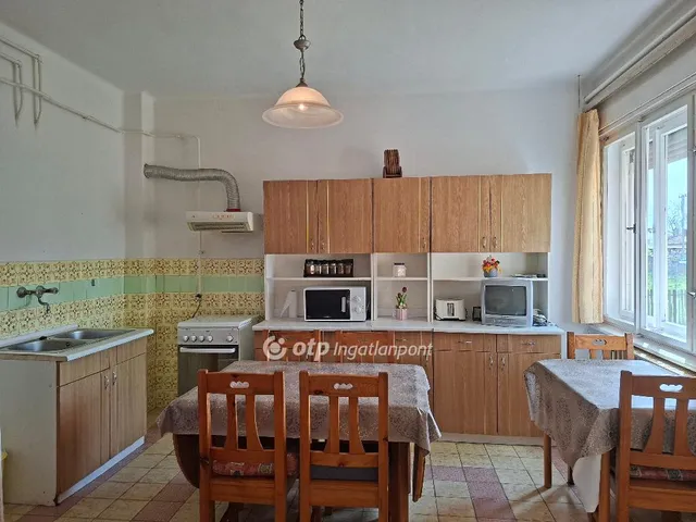 Eladó ház Sarkad 102 nm