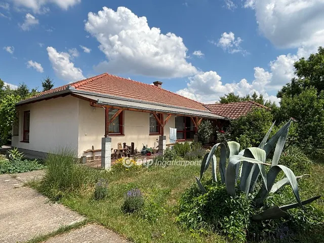 Eladó mezőgazdasági ingatlan Sarkad 96 nm
