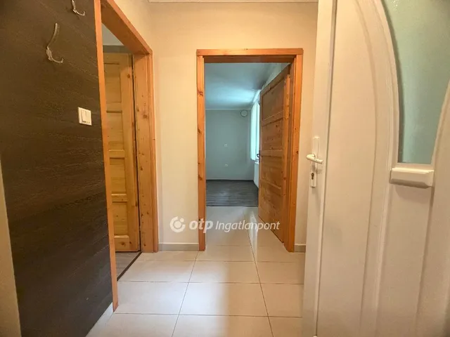 Eladó lakás Gyula 111 nm