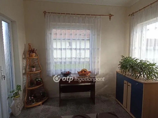 Eladó ház Jászfényszaru 99 nm