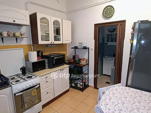 Eladó lakás Budapest III. kerület 32 nm