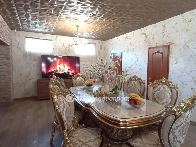 Eladó ház Jászfényszaru 118 nm