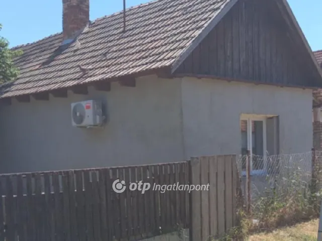 Eladó ház Jánoshida, Központhoz közeli 65 nm