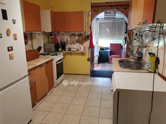 Eladó ház Tószeg, Központi rész 106 nm