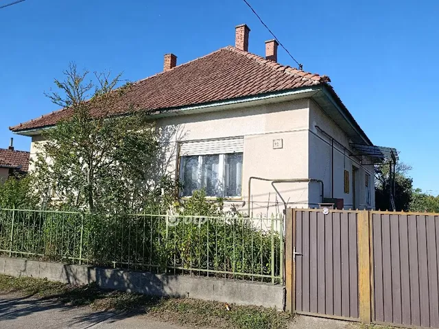 Eladó ház Jászfényszaru 84 nm