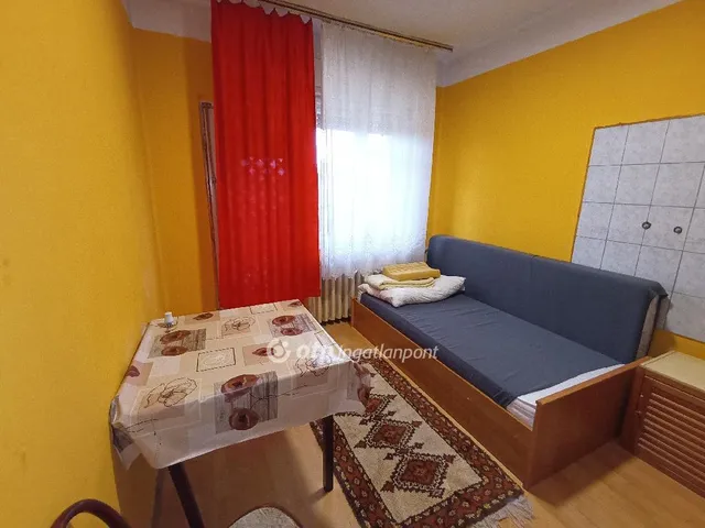 Eladó ház Jászapáti 180 nm