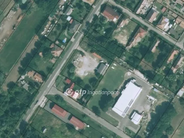 Eladó kereskedelmi és ipari ingatlan Tóalmás 290 nm