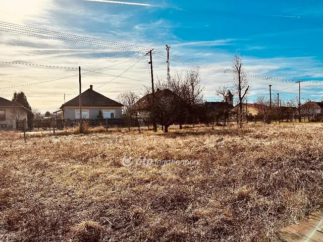 Eladó telek Sajószentpéter, Dusnok 900 nm