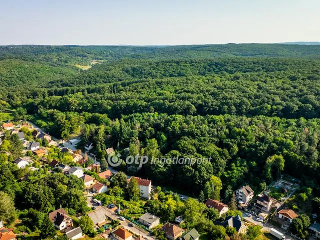 Eladó telek Miskolc 2638 nm