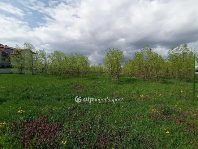 Eladó telek Felsőzsolca, új parcellázás 1069 nm