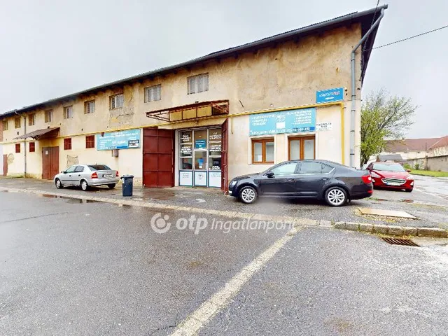 Eladó kereskedelmi és ipari ingatlan Miskolc, Selyemrét 300 nm