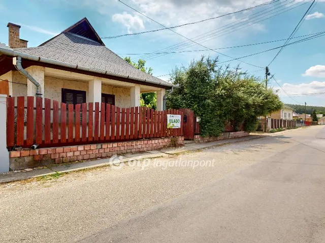 Eladó ház Tiszapalkonya 82 nm