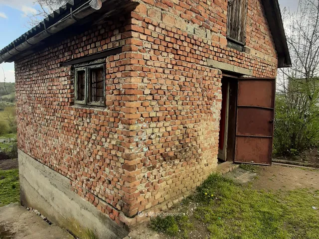 Eladó nyaraló Miskolc 35 nm