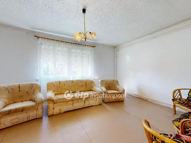 Eladó ház Kiskinizs 90 nm