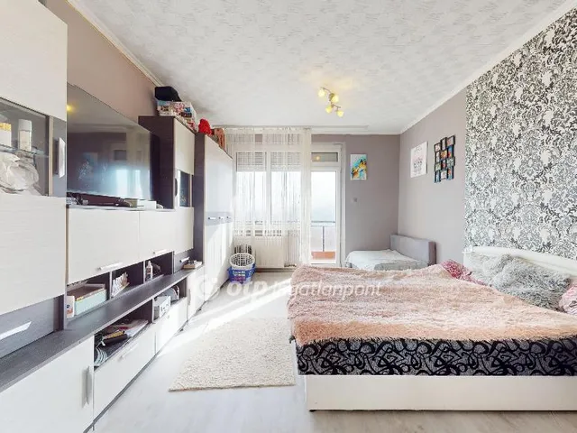 Eladó lakás Kazincbarcika, Belváros 58 nm