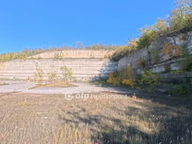 Eladó telek Noszvaj 10918 nm