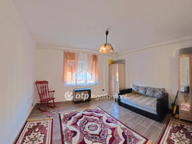 Eladó ház Szomolya 73 nm