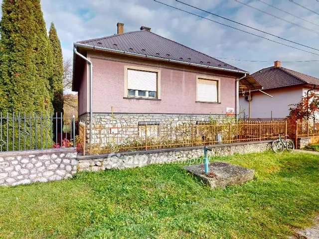 Eladó ház Szögliget 110 nm