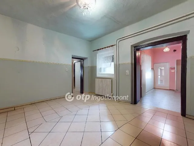 Eladó ház Mezőkeresztes 96 nm