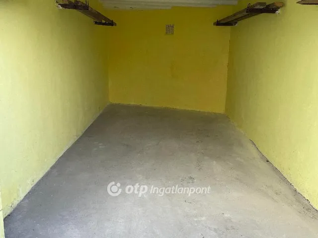 Eladó garázs Miskolc 22 nm