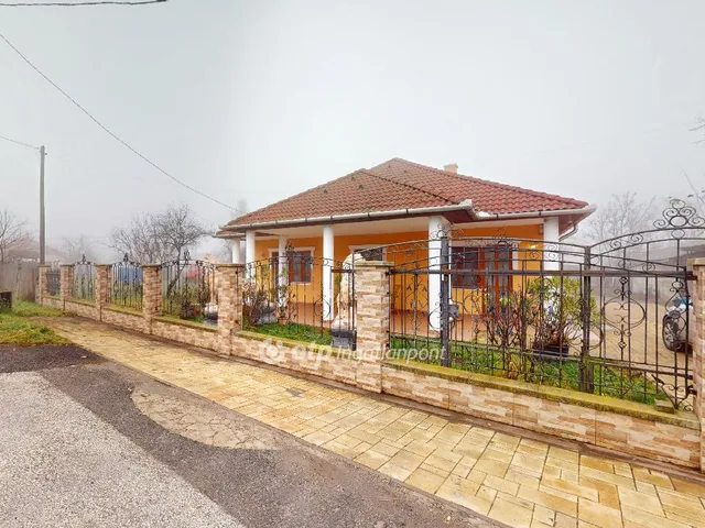 Eladó ház Poroszló 153 nm