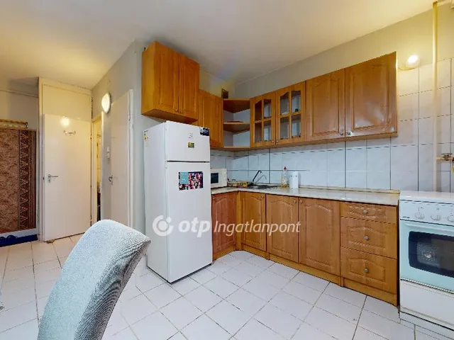 Eladó lakás Tiszaújváros 48 nm