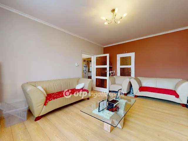 Eladó lakás Edelény 72 nm