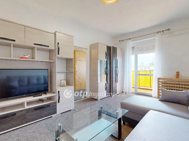 Kiadó lakás Tiszaújváros 42 nm