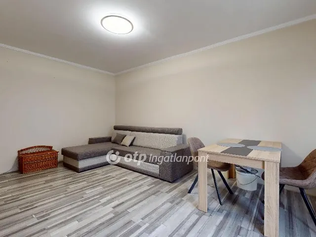 Eladó lakás Miskolc, Avas 28 nm