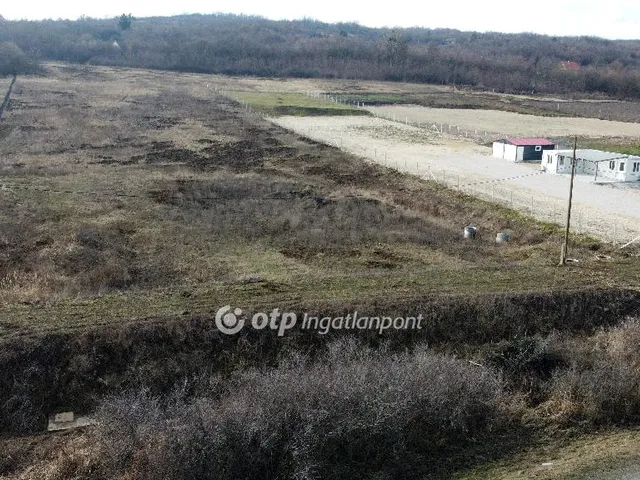 Eladó telek Mályi 6793 nm