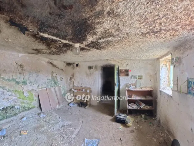 Eladó üdülő és hétvégi ház Szomolya 35 nm