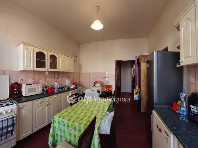 Eladó ház Mezőkeresztes 69 nm