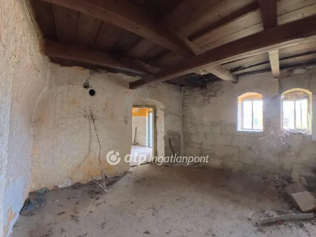 Eladó üdülő és hétvégi ház Szomolya 71 nm