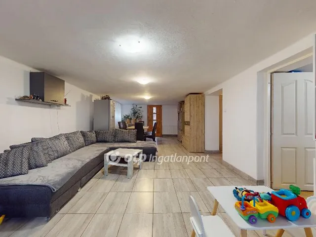 Eladó ház Mezőcsát 135 nm