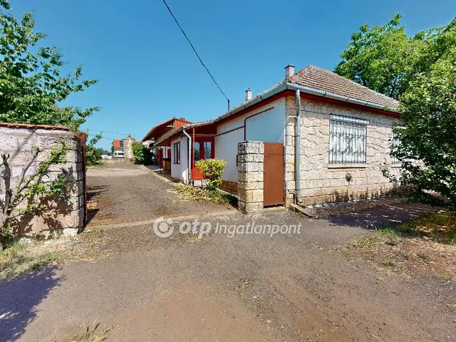 Eladó ház Mád 90 nm