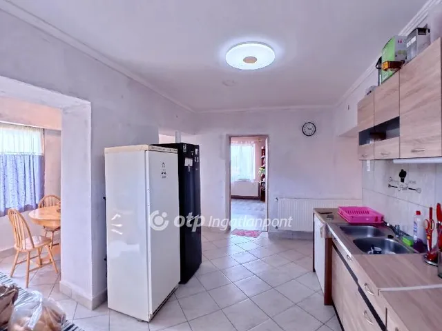 Eladó ház Dormánd 71 nm